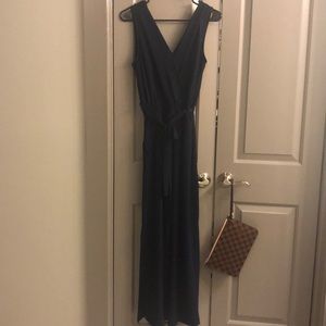 Blue jumpsuit with pockets! 💙